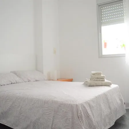 Apartment ¡a 2 Minutos De La Playa En L'ampolla!